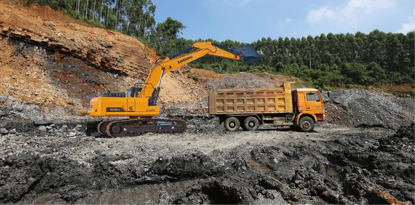 Maquinaria Amarilla: Imprescindible en Minería, Construcción e  Infraestructura - Maquitecno
